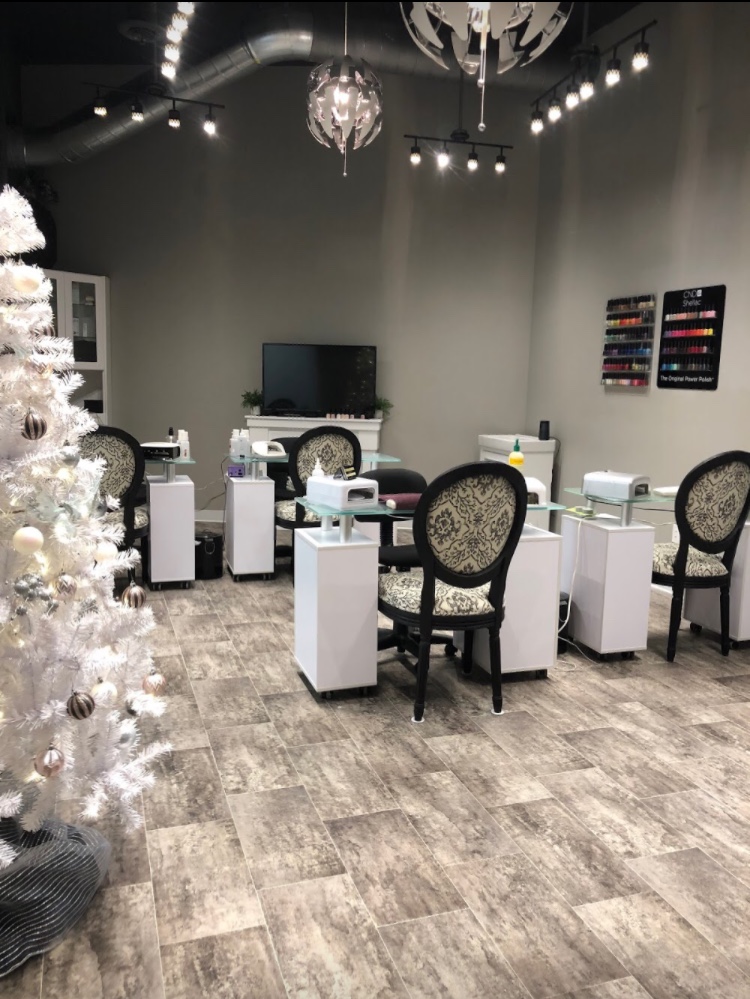 Lavish Salon | 167 Inkerman St W, Listowel, ON N4W 1B8, Canada | Phone: (519) 418-2244