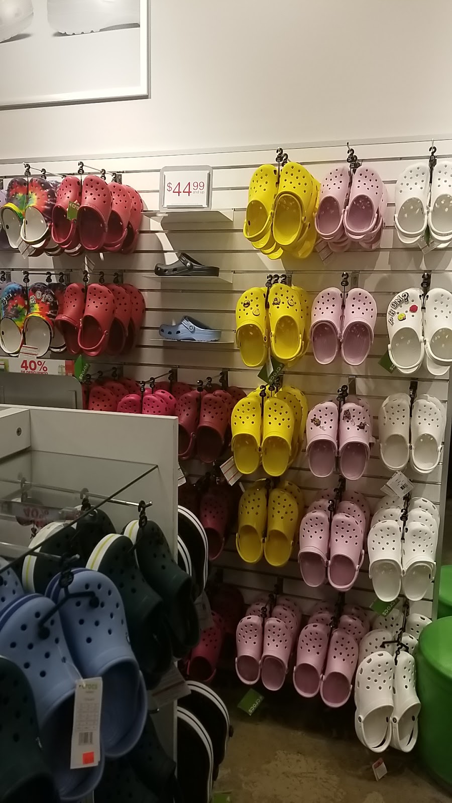 Crocs | 1 Bass Pro Mills Dr, Vaughan, ON L4K 5W4, Canada | Phone: (905) 761-2059