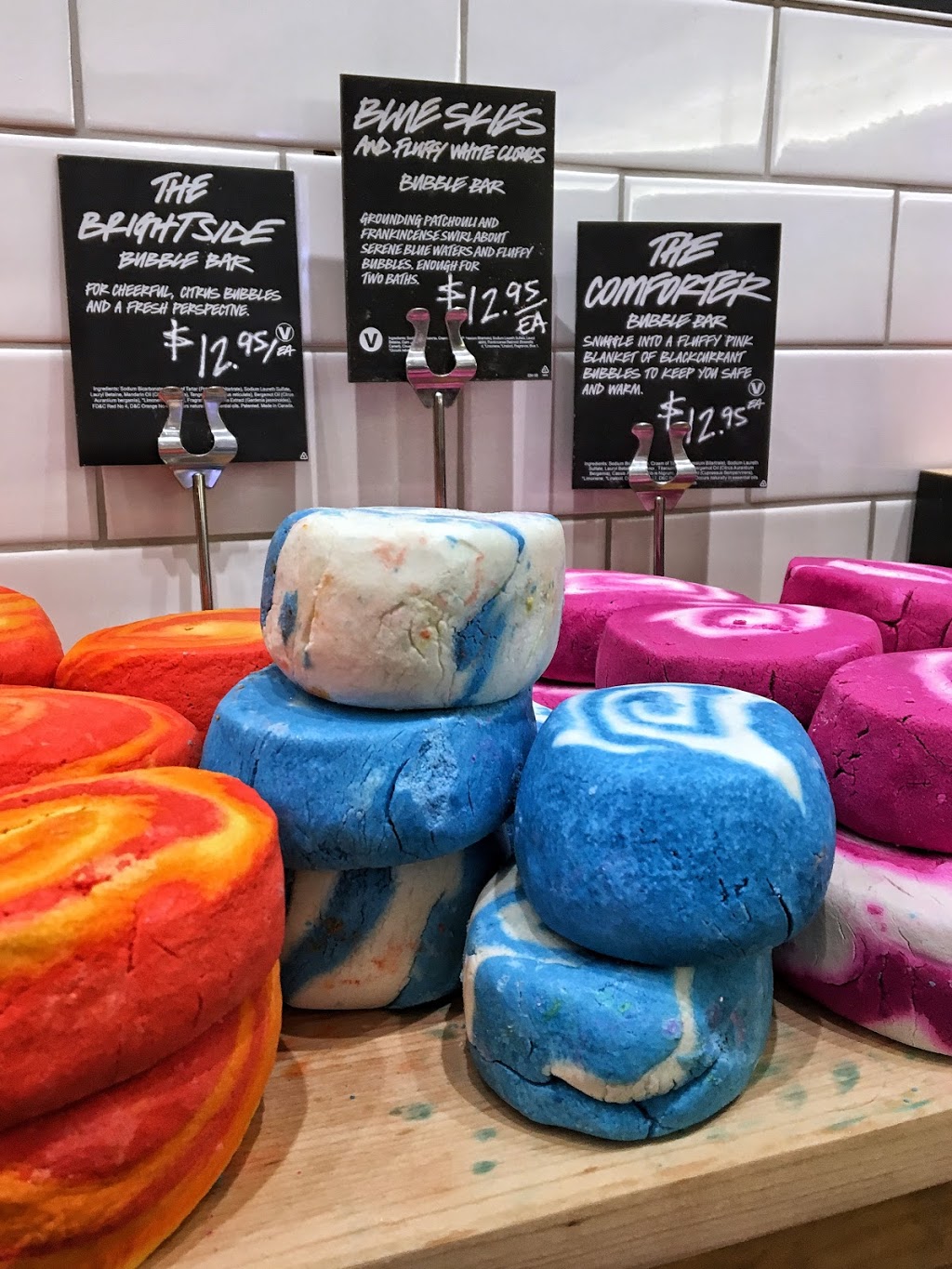 LUSH | 25 The West Mall, Etobicoke, ON M9C 1B8, Canada | Phone: (416) 695-1730