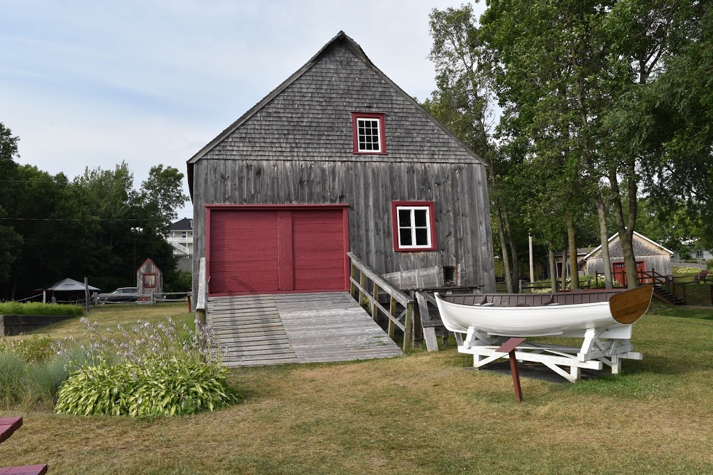 Parc Maritime de Saint-Laurent | 120 Chemin de la Chalouperie, Saint-Laurent-de-lÎle-dOrléans, QC G0A 3Z0, Canada | Phone: (418) 828-9672