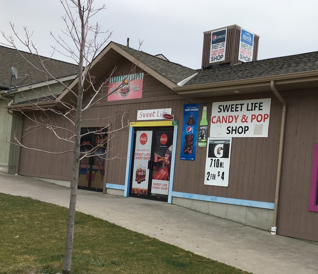 Sweet Life Candy Shop | 5 Lakeshore Blvd N, Sauble Beach, ON N0H 2G0, Canada | Phone: (647) 995-5624