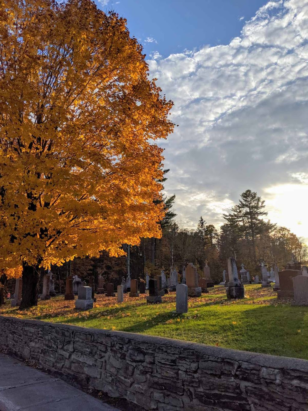 cimetière de Montebello | Montebello, Quebec, Canada