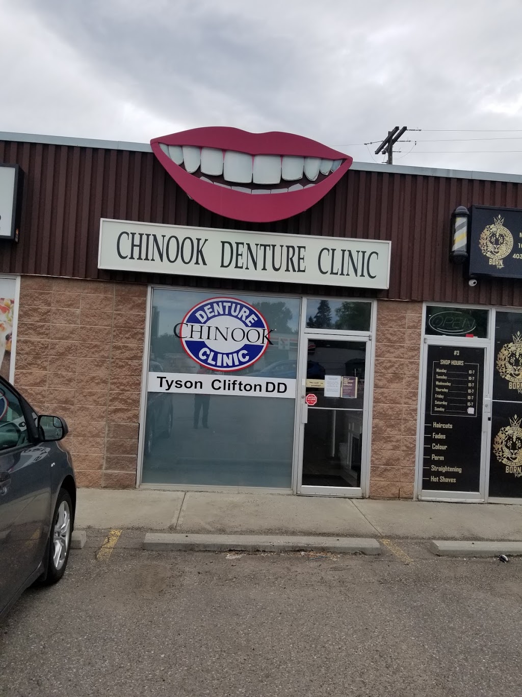 Chinook Denture Clinic - North | 2-936 Northmount Dr NW, Calgary, AB T2L 0B2 | Phone: (403) 282-4323