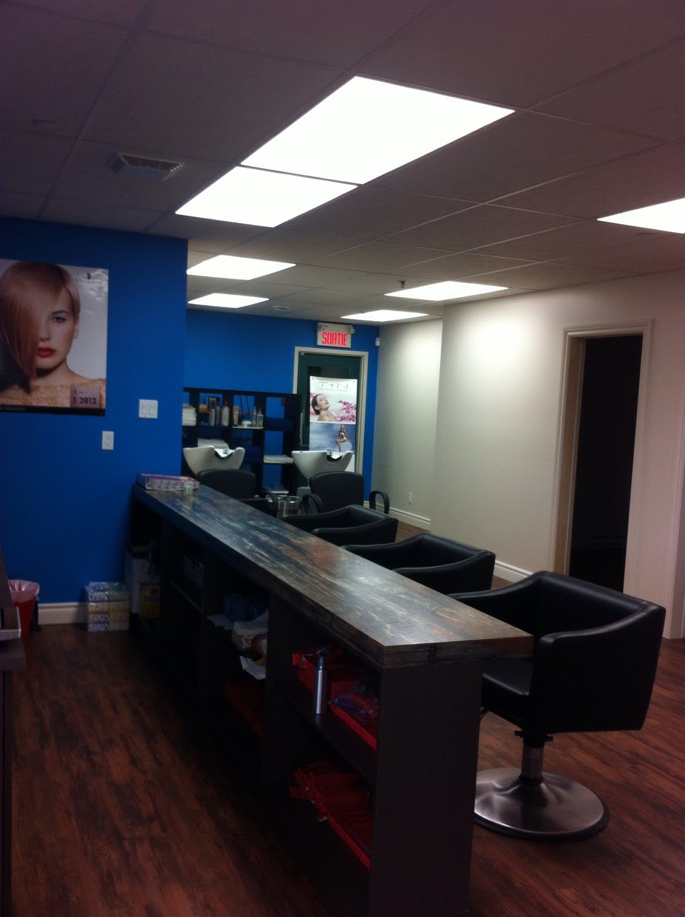 Coiffure Esthétique Uniq | 400 Rue Miner, Cowansville, QC J2K 3Y7, Canada | Phone: (450) 955-3266