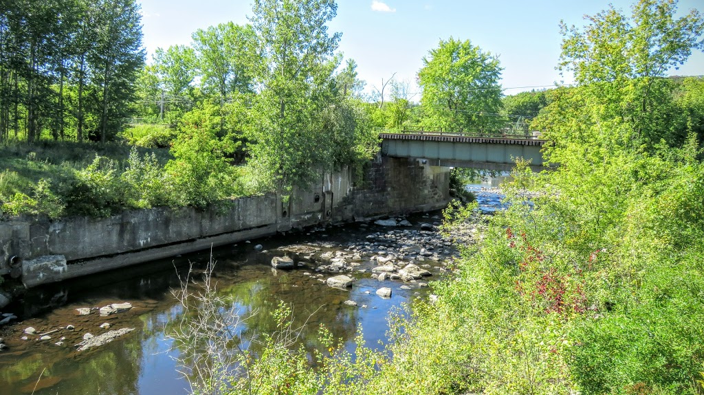 Parc du Vieux-Moulin | Rue Thomas Logan, Windsor, QC J1S 2C3, Canada