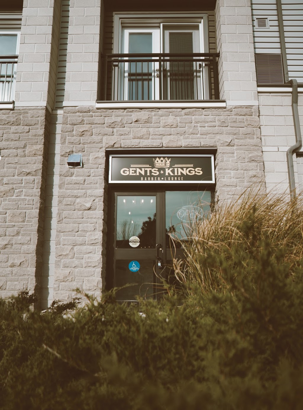 Gents & Kings Barberlounge | 64 Frederick Dr unit 102, Guelph, ON N1L 0E9, Canada | Phone: (519) 763-7700