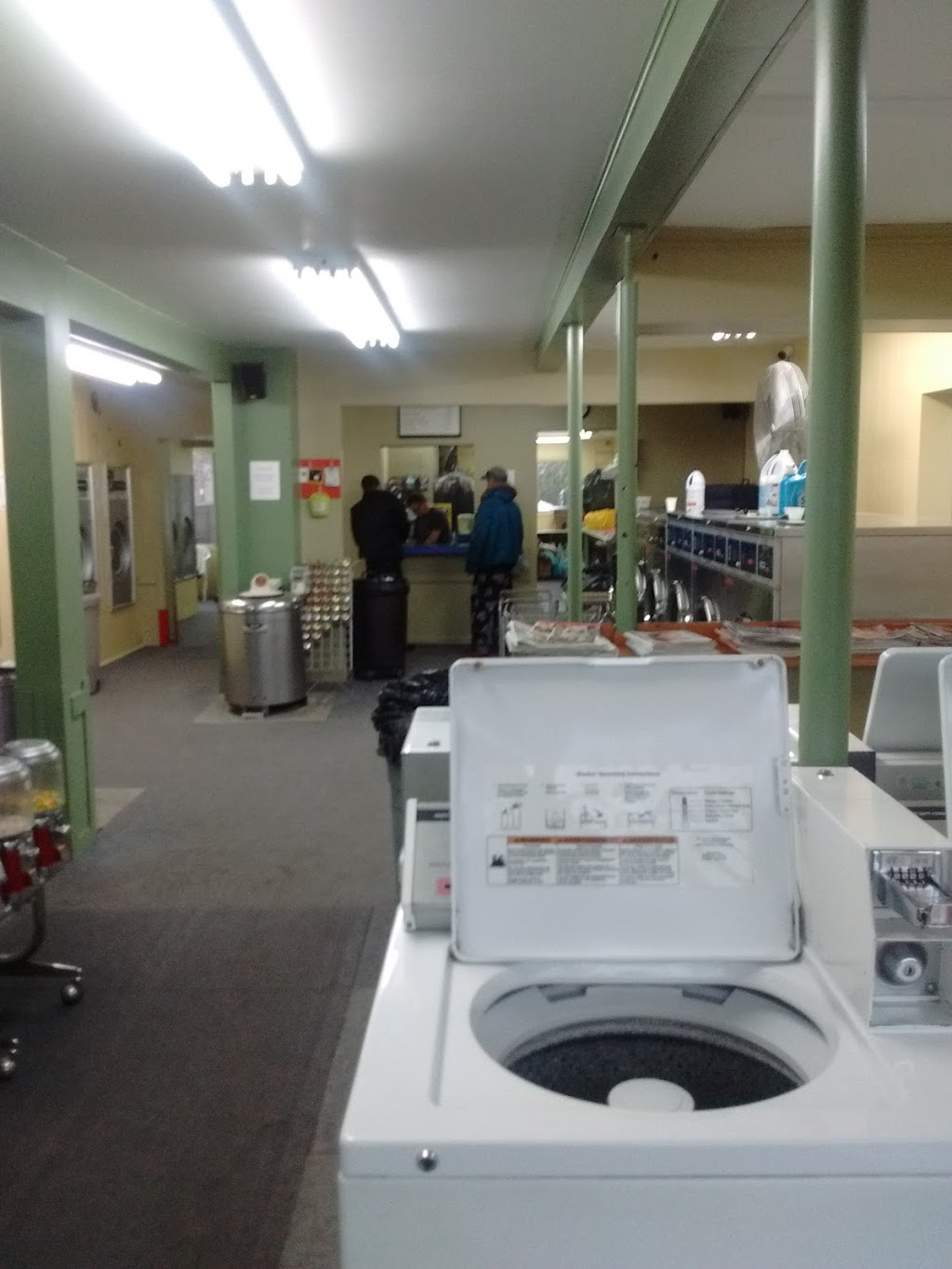 Laundry Longueuil Inc. | 808 Rue Sainte-Hélène, Longueuil, QC J4K 3R6, Canada | Phone: (450) 677-4523