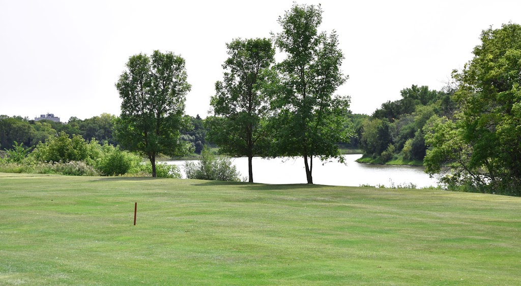 Canoe Club Golf Course | 50 Dunkirk Dr, Winnipeg, MB R2M 5R4, Canada | Phone: (204) 233-1105