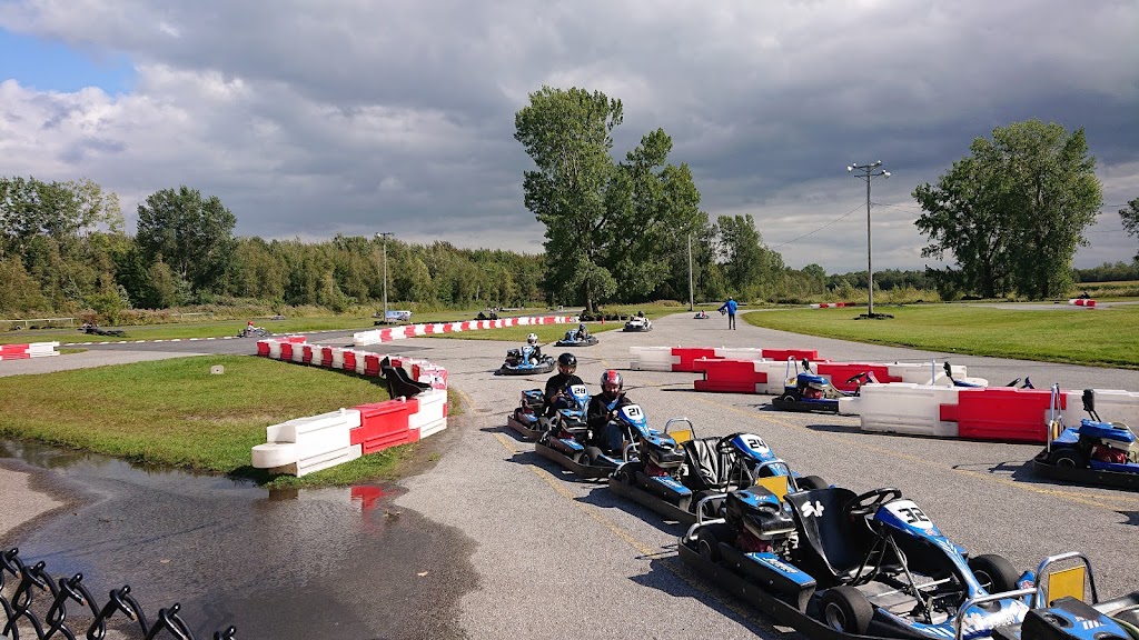 SH Karting | 2456 4e Rang S, Saint-Charles-sur-Richelieu, QC J0H 2G0, Canada | Phone: (450) 584-3843