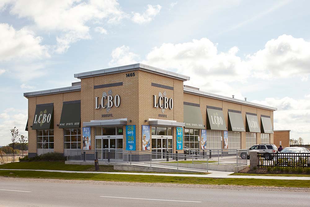 LCBO | 1465 Innisfil Beach Rd Unit #7, Innisfil, ON L9S 4B2, Canada | Phone: (705) 436-7182