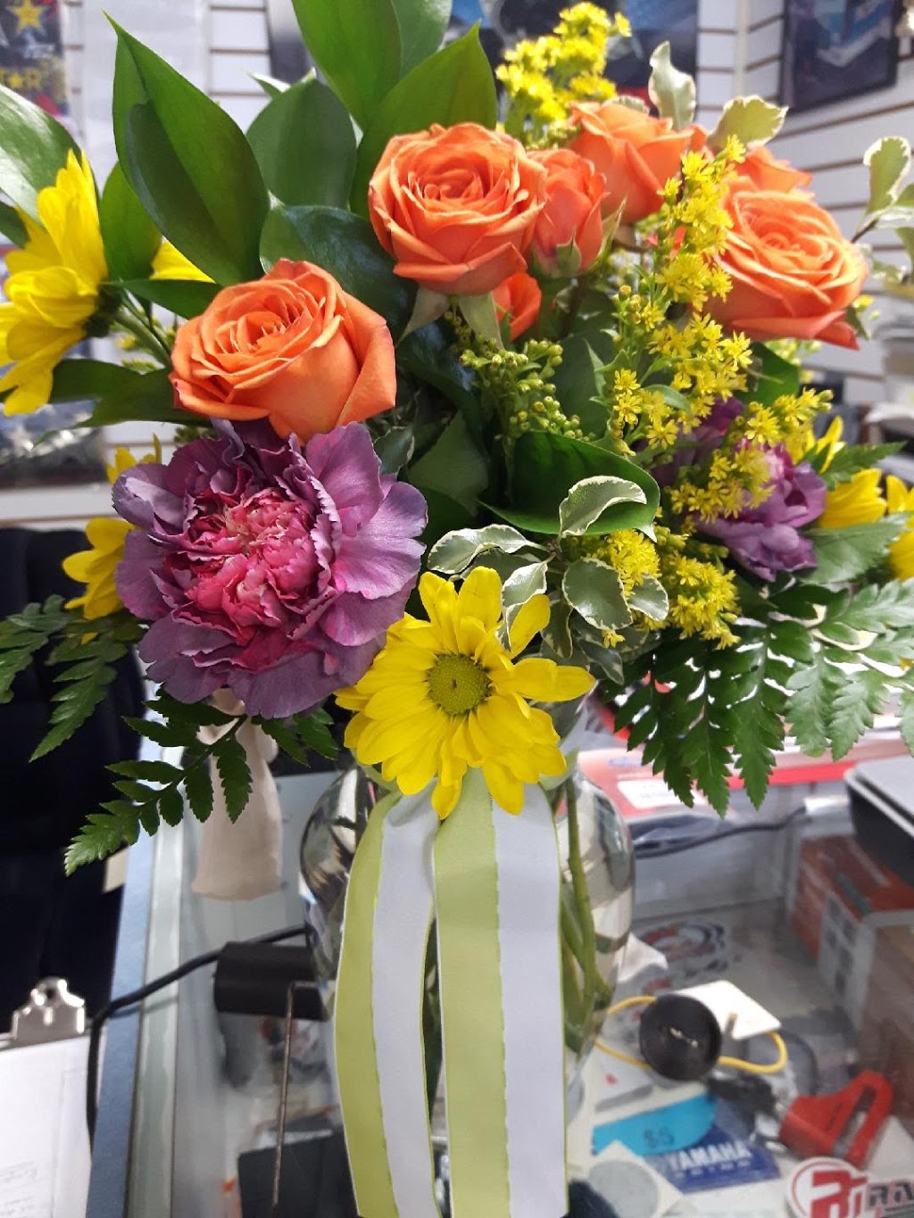 Gingers House Of Flowers & Gifts | 61 King St W, Harrow, ON N0R 1G0, Canada | Phone: (519) 738-4752