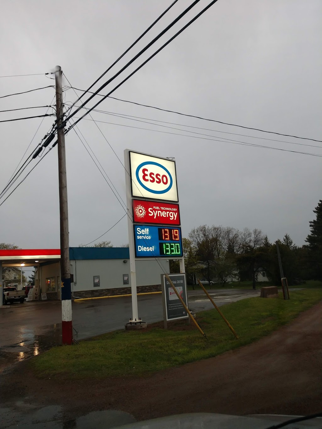 CAP PELE ESSO | 2252 Acadie Rd, Cap-Pelé, NB E4N 1C6, Canada | Phone: (506) 577-1110