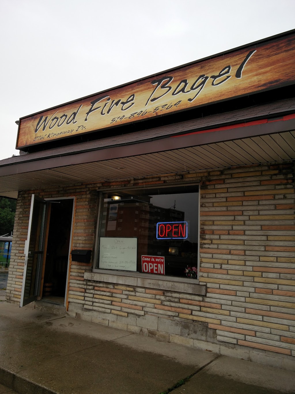 Woodfire Bagels | 2161 Kingsway Dr, Kitchener, ON N2C 1A1, Canada | Phone: (519) 896-5364