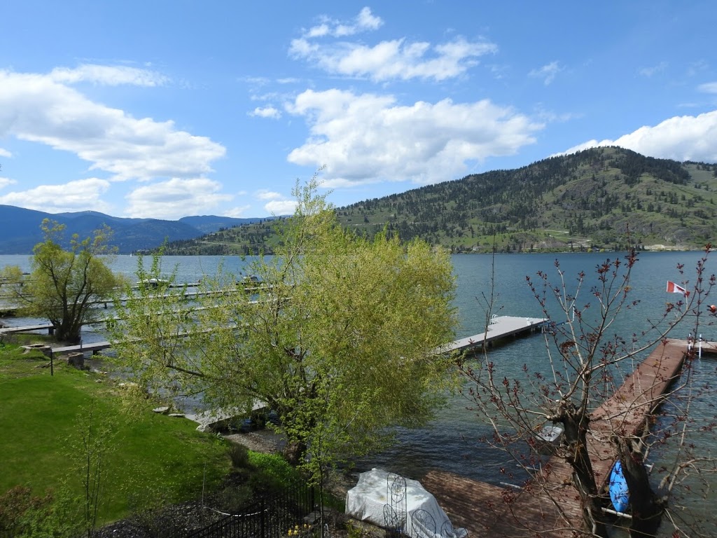 OKeefes Landing BB | 8051 Okanagan Landing Rd, Vernon, BC V1H 1J4, Canada | Phone: (250) 545-3050