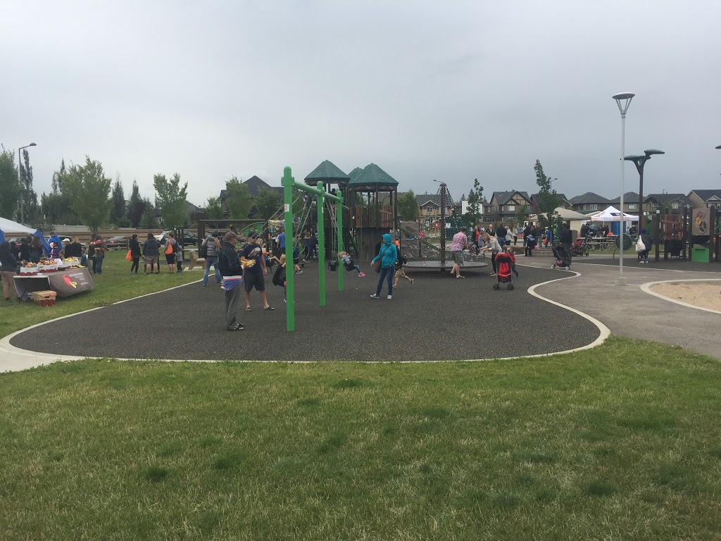 Cameron Heights Park | Cameron Heights, Edmonton, AB T6M 2N4, Canada | Phone: (780) 442-5311