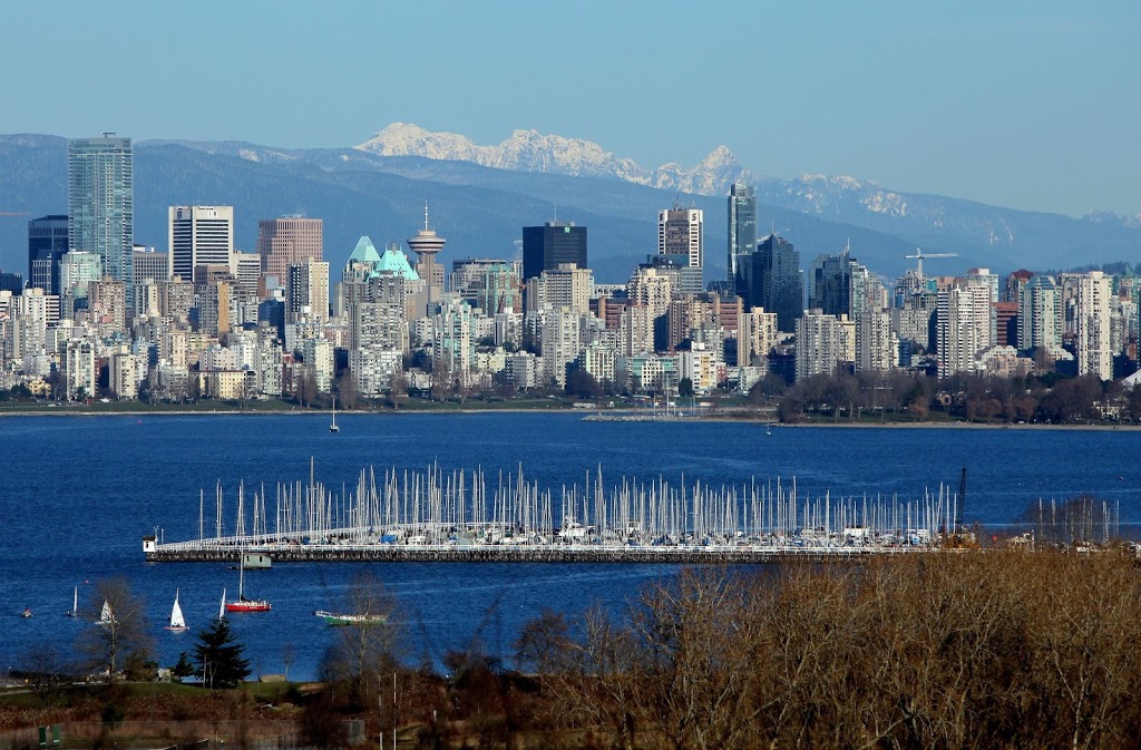 Vancity Tours | 4251 Golf Dr, North Vancouver, BC V7G 2A2, Canada | Phone: (800) 604-3077