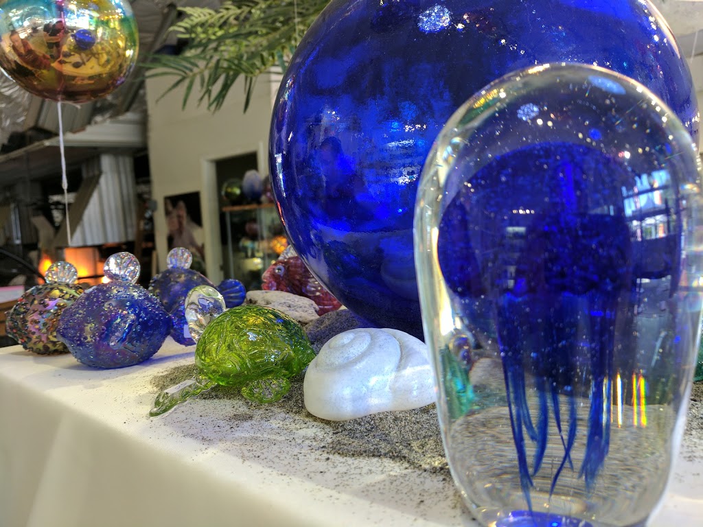 Robert Held Art Glass | 708 Island Hwy E, Parksville, BC V9P 1T8, Canada | Phone: (250) 586-4353