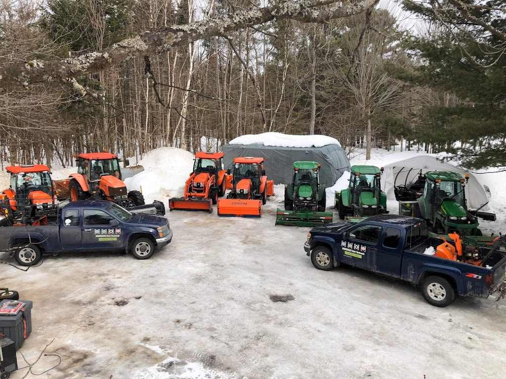 Entretien V Boudreault Inc - Déneigement Boischatel | 227 Rue des Saphirs, Boischatel, QC G0A 1H0, Canada | Phone: (581) 580-5140