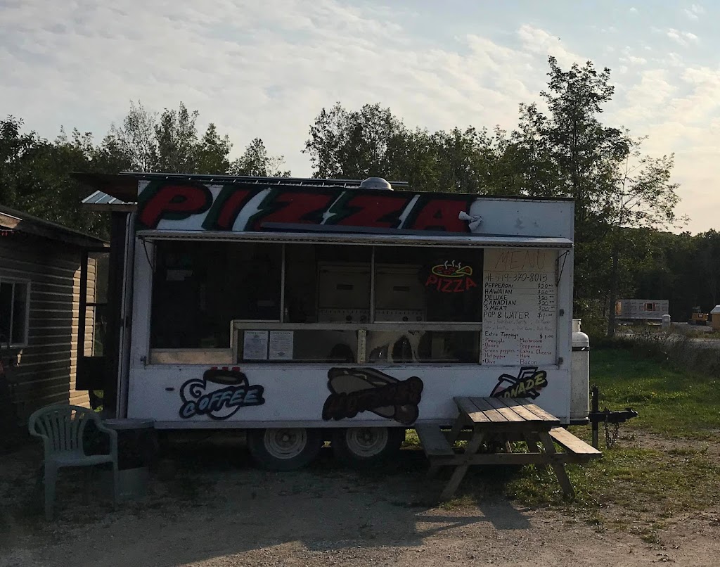 Petes Pizza | 36 401 Rd, Mar, ON N0H 1X0, Canada | Phone: (519) 370-8013