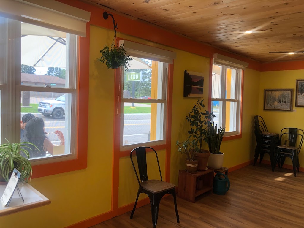 Sun Run Cafe and Bakery | 33021 Hastings County Rd 62, Maynooth, ON K0L 2S0, Canada | Phone: (343) 476-0220