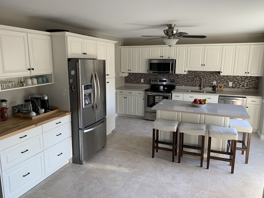 Kitchen Cabinet Refinishers | 342 Bluewater Rd, Bedford, NS B4B 1J6, Canada | Phone: (902) 499-7666