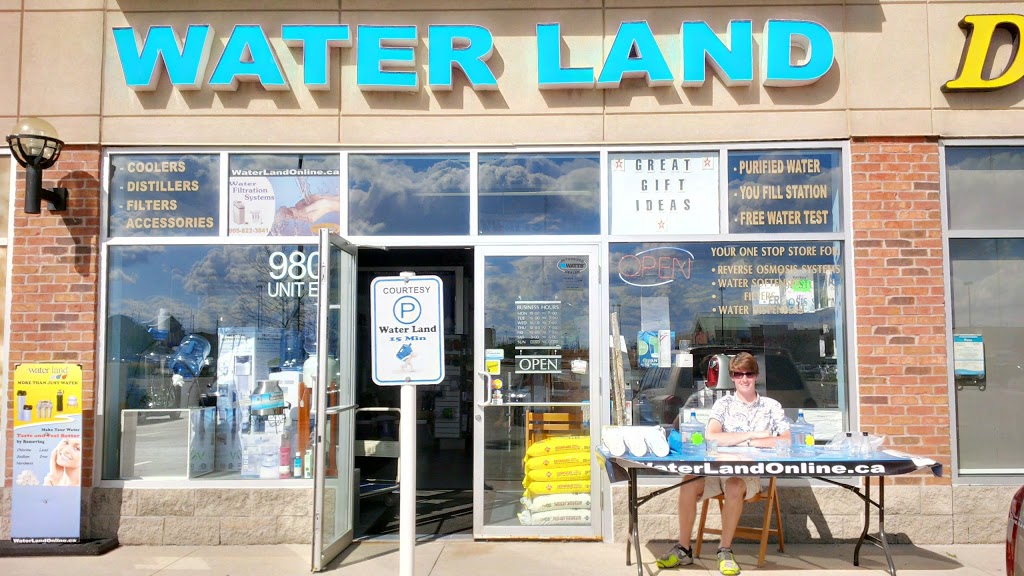 Water Land | 980 Southdown Rd unit e7, Mississauga, ON L5J 2Y4, Canada | Phone: (905) 822-3841