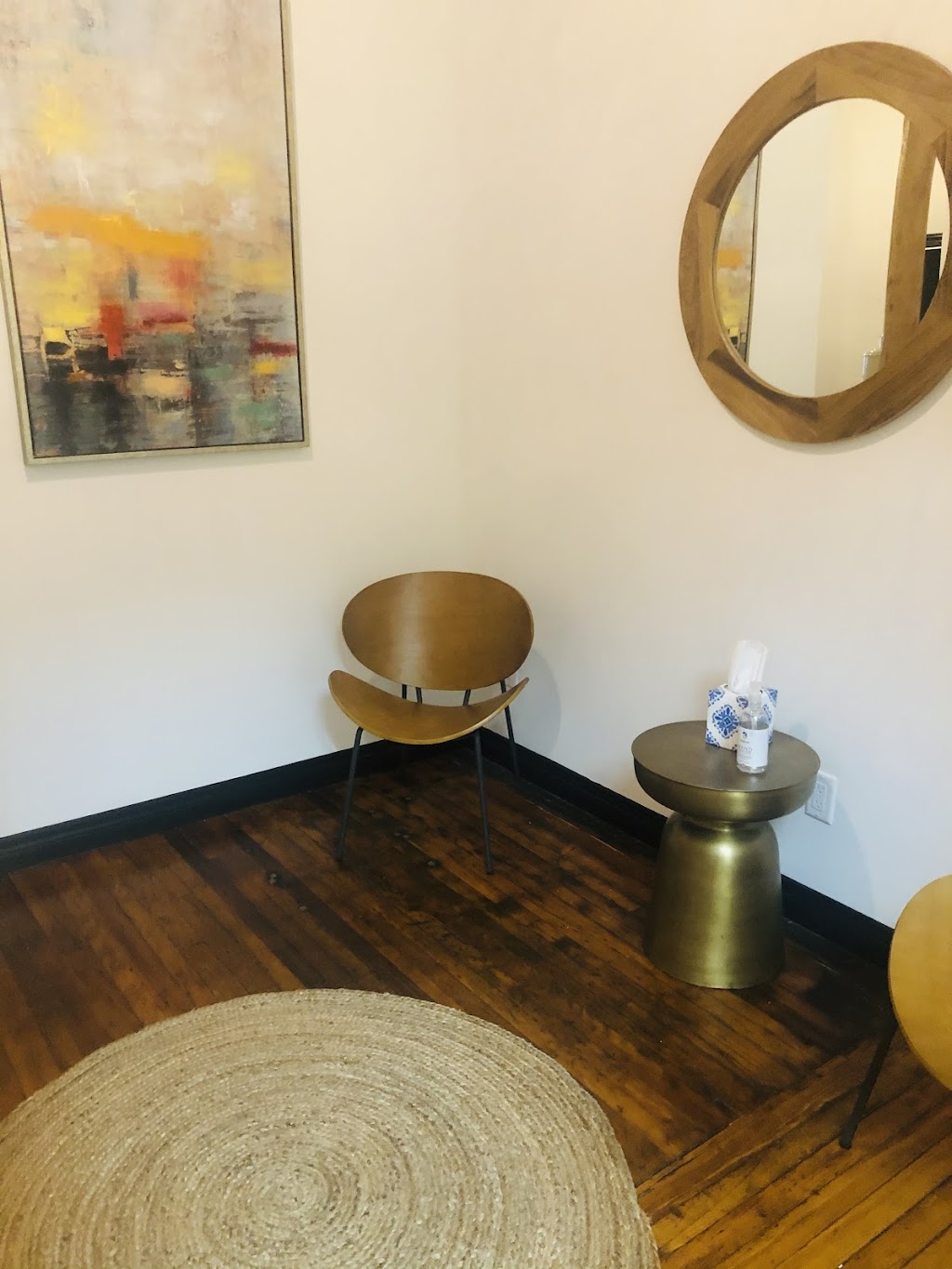 Touchworks of Kingston Registered Massage Therapy | 4 Cataraqui St, unit 204 (** end of hallway - 2nd floor!, Kingston, ON K7K 1Z7, Canada | Phone: (613) 539-0799