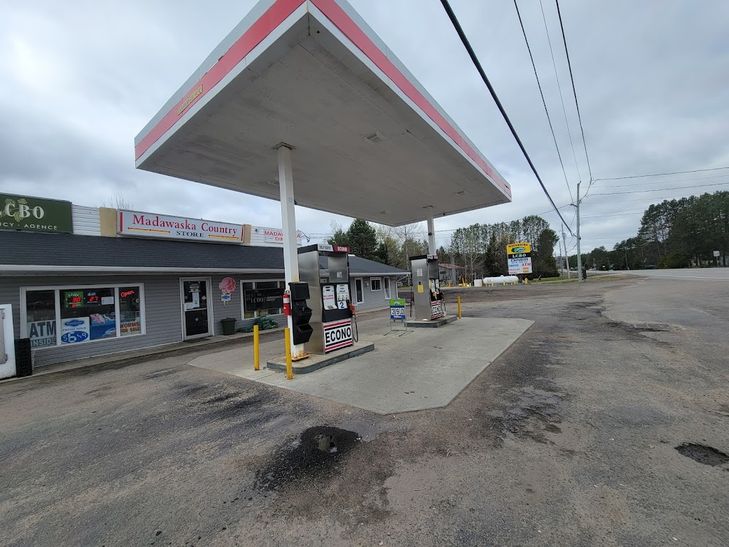 Madawaska Country Store, Gas & liquor shop | 25203 ON-60, Madawaska, ON K0J 2C0, Canada | Phone: (613) 637-1149