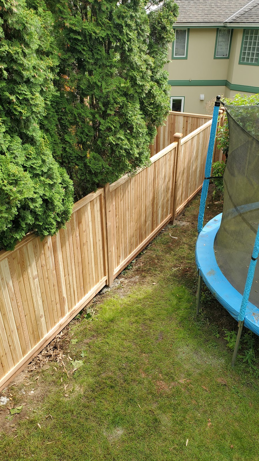 Global cedar fences | 6341 173a St, Surrey, BC V3S 5J8, Canada | Phone: (778) 903-5219