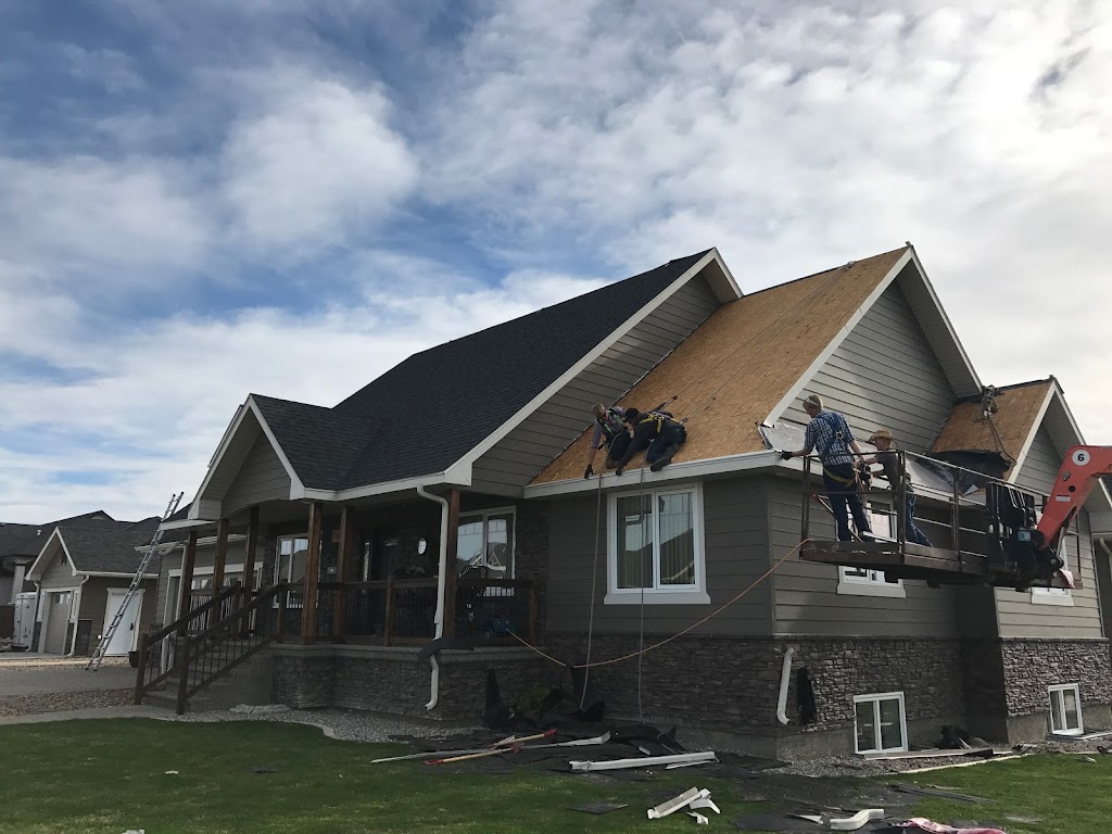 P & BW ROOFING Ltd. | 120 2st, Iron Springs, AB T0K 1G0, Canada | Phone: (403) 894-3834