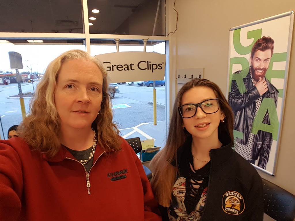 Great Clips | 22 Dunham Drive Unit D9, Alliston, ON L9R 0G1, Canada | Phone: (705) 434-3200