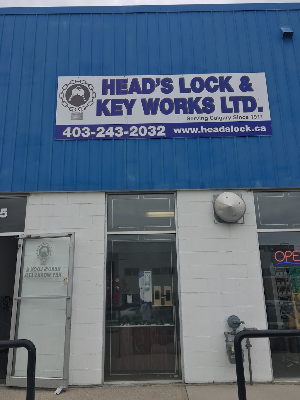 Heads Lock & Key Works Ltd | 3925 Manchester Rd SE, Calgary, AB T2G 4A1, Canada | Phone: (403) 243-2032