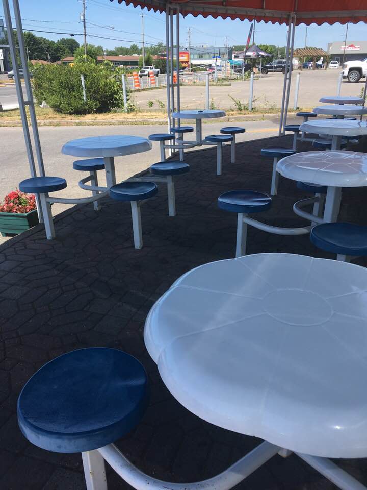 Dairy Queen (Treat) | 70 Boulevard Saint-Jean-Baptiste, Châteauguay, QC J6K 3A5, Canada | Phone: (450) 691-3500