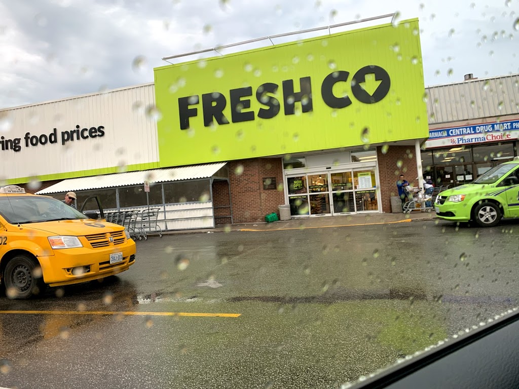 FreshCo Leamington Erie Street | 250 Erie St S, Leamington, ON N8H 3C5, Canada | Phone: (519) 322-0713