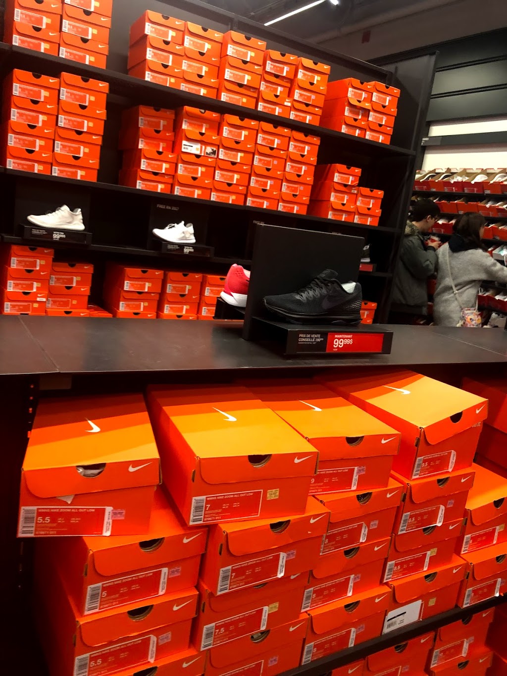 Nike Factory Store | 19001 Chemin Notre Dame Suite 500, Mirabel, QC J7J 2A6, Canada | Phone: (450) 430-6325