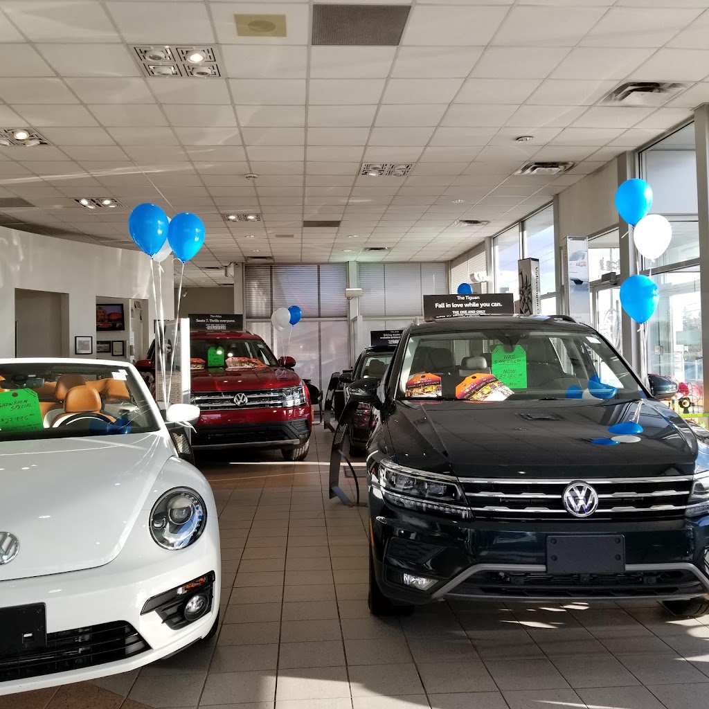 Hunt Club Volkswagen | 2655 Bank St, Gloucester, ON K1T 1N1, Canada | Phone: (613) 521-2300