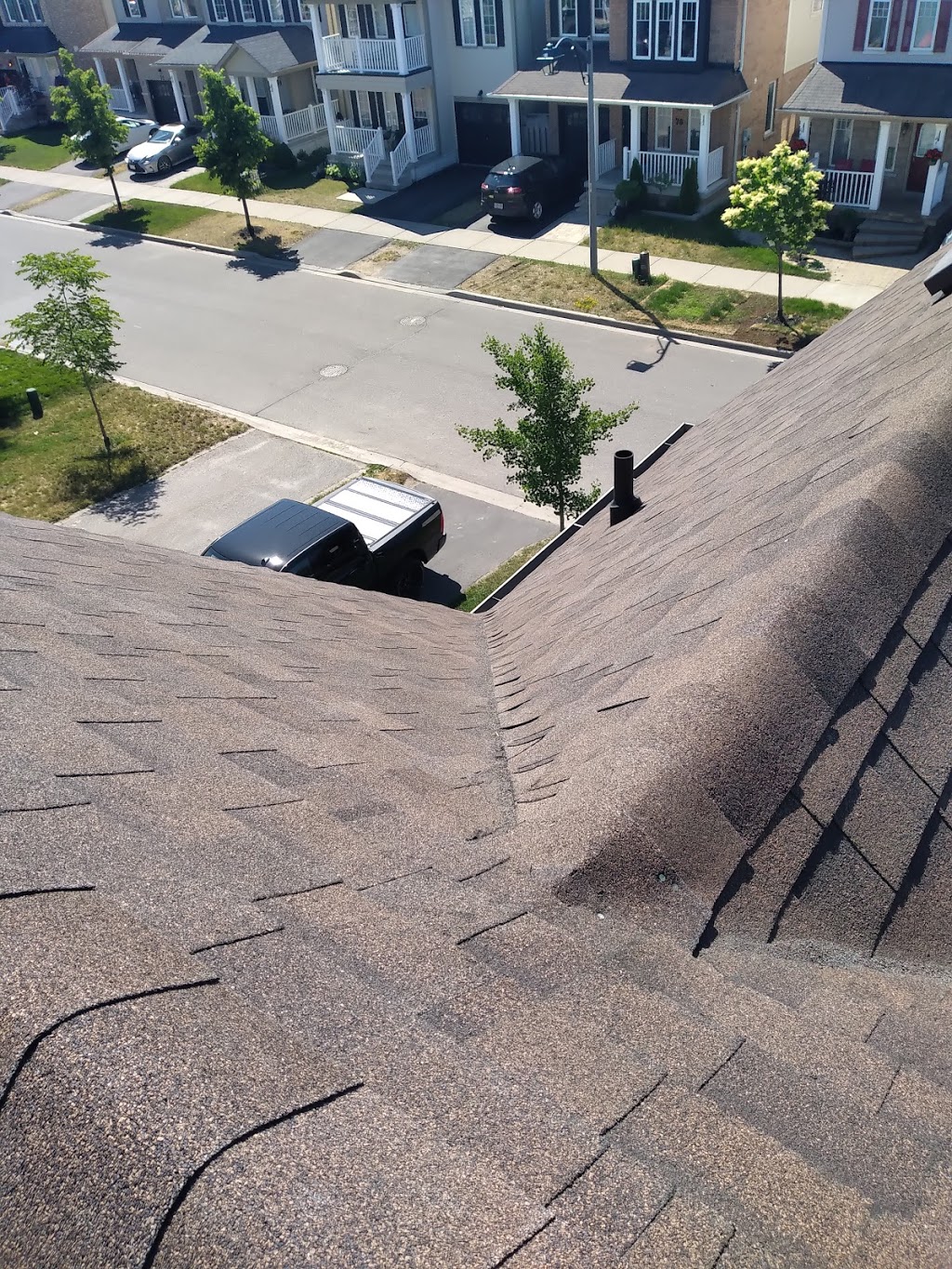 stlouisroofing.ca | 23 Pearen St, York, ON M6M 4T4, Canada | Phone: (647) 291-1658