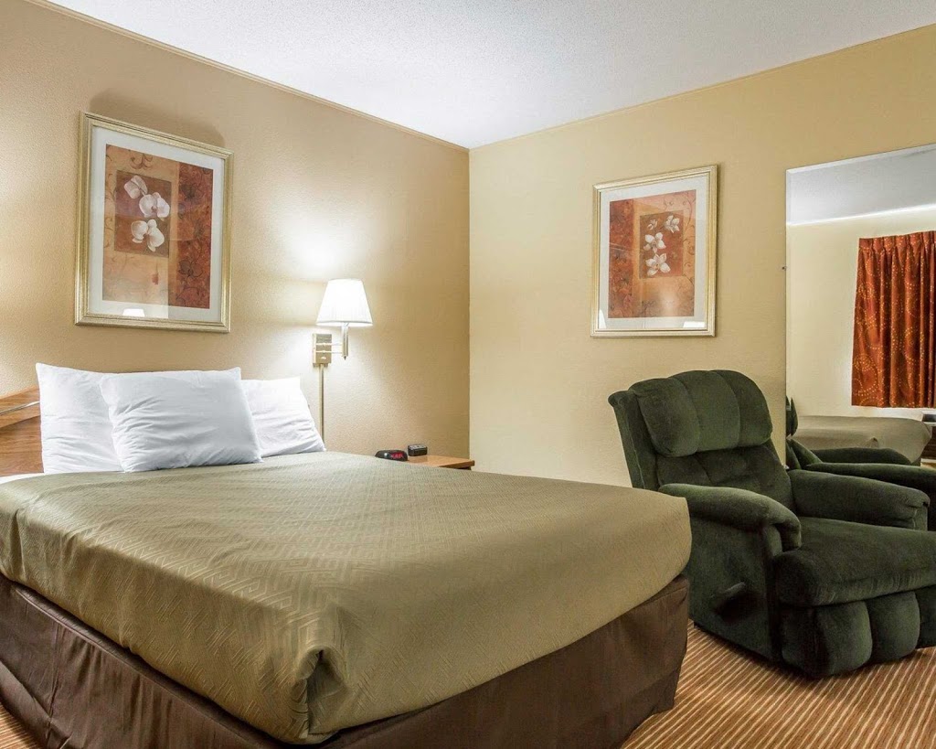 Econo Lodge Massena Hwy 37 | 15054 NY-37, Massena, NY 13662, USA | Phone: (315) 764-0246