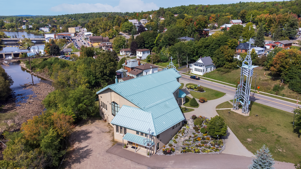 Grace Evangelical Lutheran Church | 14 Bonnechere St W, Eganville, ON K0J 1T0, Canada | Phone: (613) 628-1392