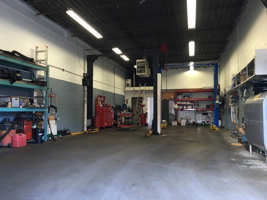 Utrust Auto Repair （顺安汽修） | 75 Glen Cameron Rd #7, Thornhill, ON L3T 1N8, Canada | Phone: (905) 597-1636