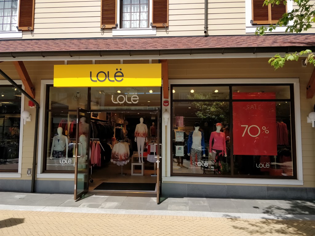 Lolë | 7899 Templeton Station Rd, Richmond, BC V7B 0B7, Canada | Phone: (604) 273-1244