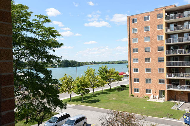 Dalhousie Place Apartments | 421 Dalhousie St, Amherstburg, ON N9V 3L2, Canada | Phone: (519) 736-2613