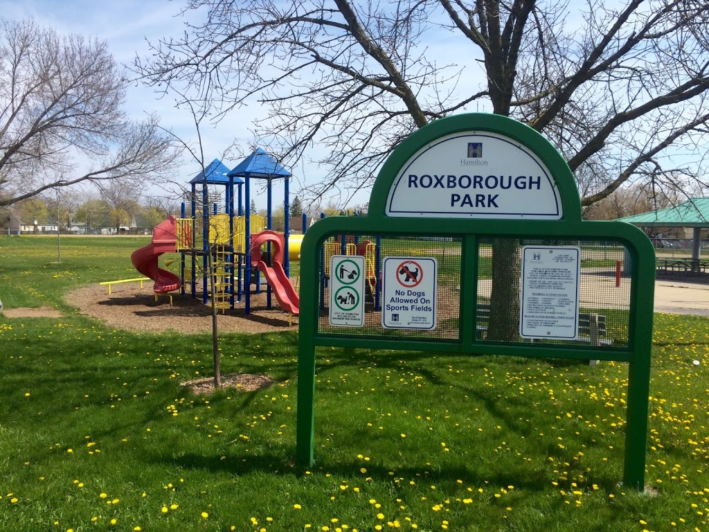 Roxborough Park | 70 Reid Ave N, Hamilton, ON L8H 6E3, Canada | Phone: (905) 540-5566