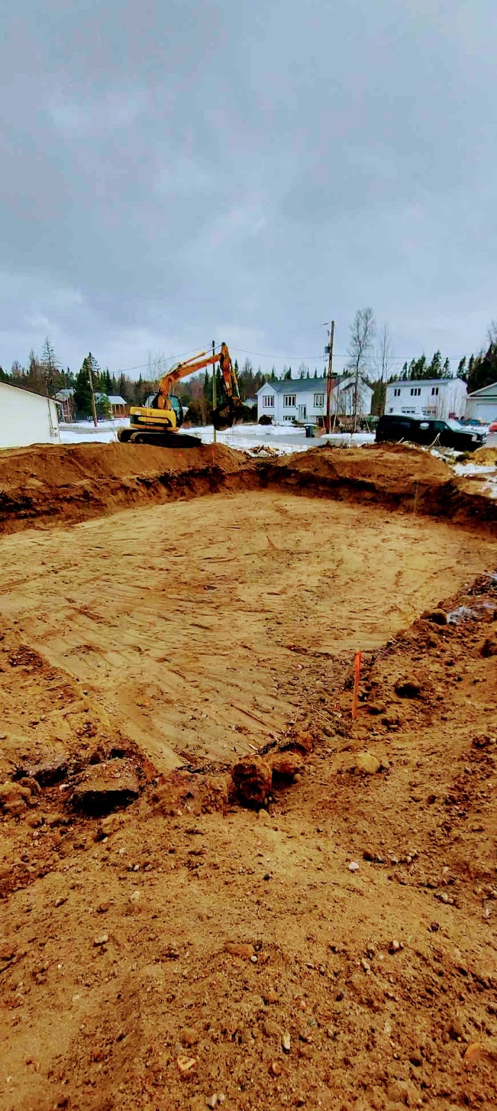 Excavatout | 648 Rang de la Montagne, Saint-Raymond, QC G3L 2P1, Canada | Phone: (581) 996-5481