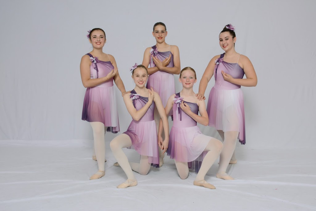 The Pointe Dance Centre | 349 Jane St, Toronto, ON M6S 3Z3, Canada | Phone: (416) 763-1100