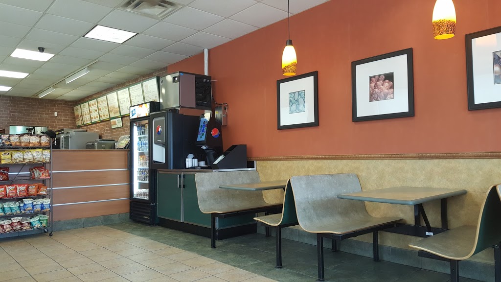 Subway | 2300 John St Unit 1, Thornhill, ON L3T 6G7, Canada | Phone: (905) 886-8129