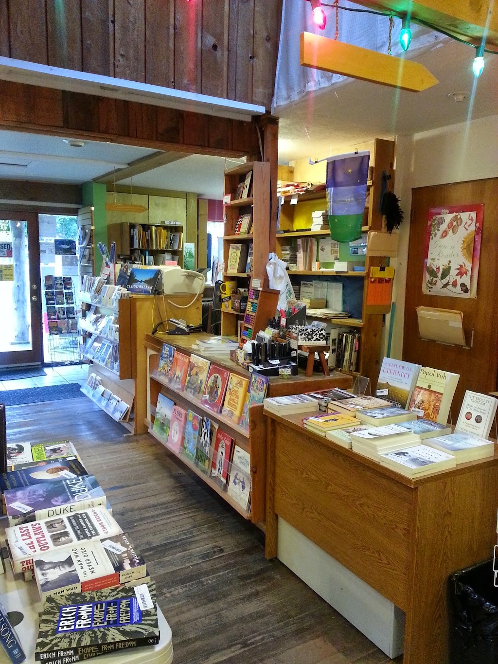 Abraxas Books, Arts, Gifts and Cafe | 1071 NW Rd, Denman Island, BC V0R 1T0, Canada | Phone: (250) 335-2731
