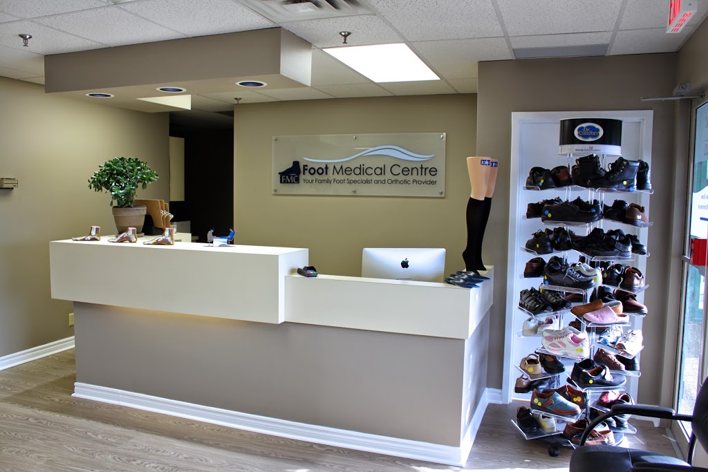 Foot Medical Centre | 126 Wellington St W unit 203, Aurora, ON L4G 2N9, Canada | Phone: (905) 503-3668