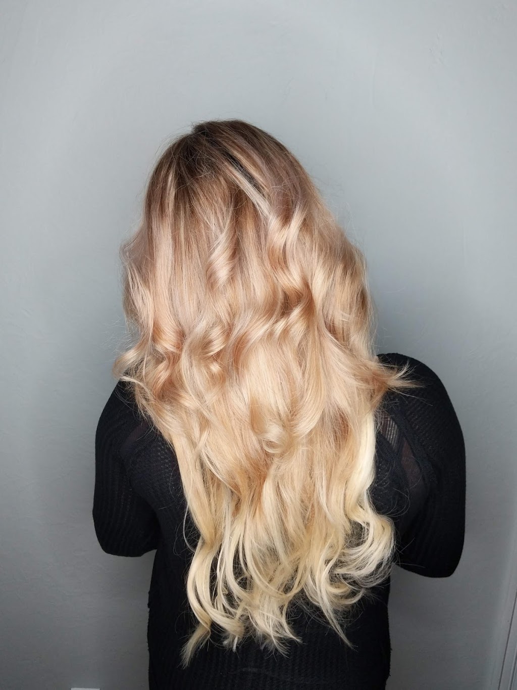 6ix Hair | 520 Prince Edward Dr N, Etobicoke, ON M8X 2M5, Canada | Phone: (437) 488-8429