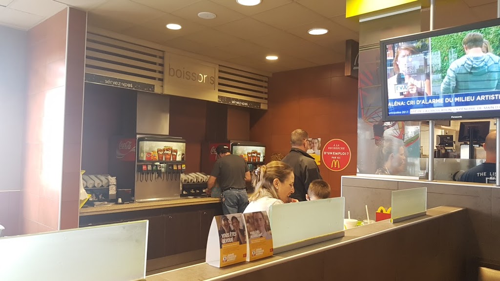 McDonalds | 6565 Boulevard Wilfrid-Hamel, LAncienne-Lorette, QC G2E 5W3, Canada | Phone: (418) 871-5866